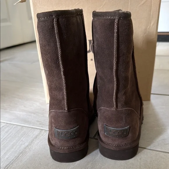 UGG Classic 2 Brown Suede Boots - Picture 4 of 5